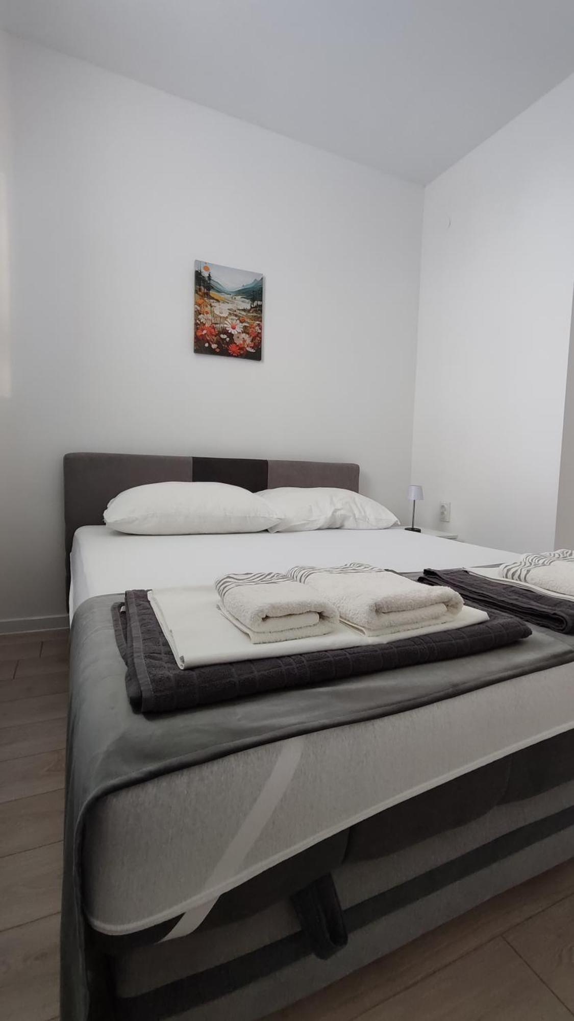 Apartments Glibic Zaostrog Luaran gambar